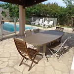 Jolie Maison Avec Piscine