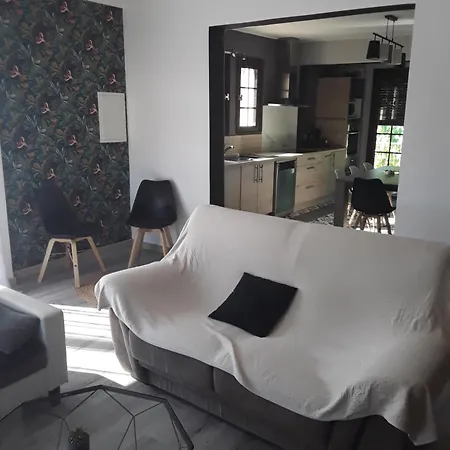 Jolie Maison Avec Piscine Casa vacanze Vias