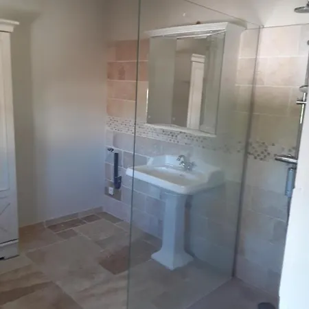 Dom wakacyjny Jolie Maison Avec Piscine Vias